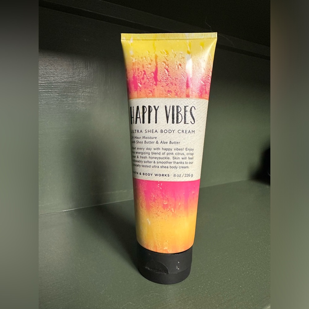 Bath & Body Works Happy Vibes Ultra Shea Body Cream 8 oz